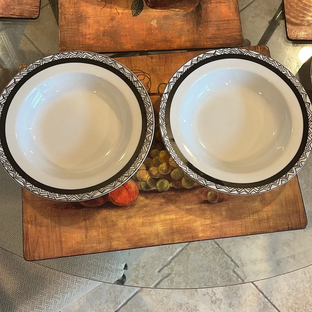West Elm -Set 4 bowls